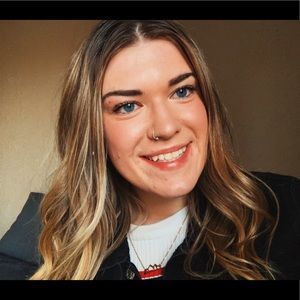 Meet your Posher, Melanie